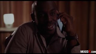 Черный отчим дрючит мощным пенисом пилотку наивной падцерицы